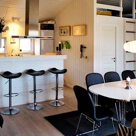 Four-bedroom Holiday In Ringkøbing 10 Søndervig