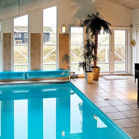 Four-bedroom Holiday In Ringkøbing 10 Feriehus *